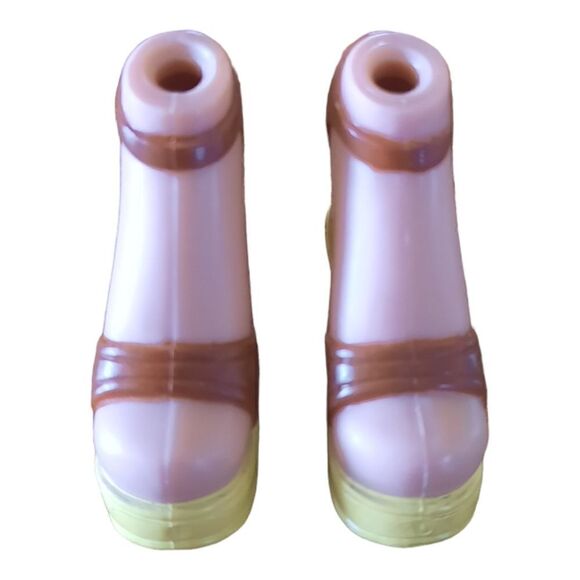 Bratz 2002 Doll Strut It Cloe Doll Chunky Heels Sandals Replacement - Picture 1 of 3